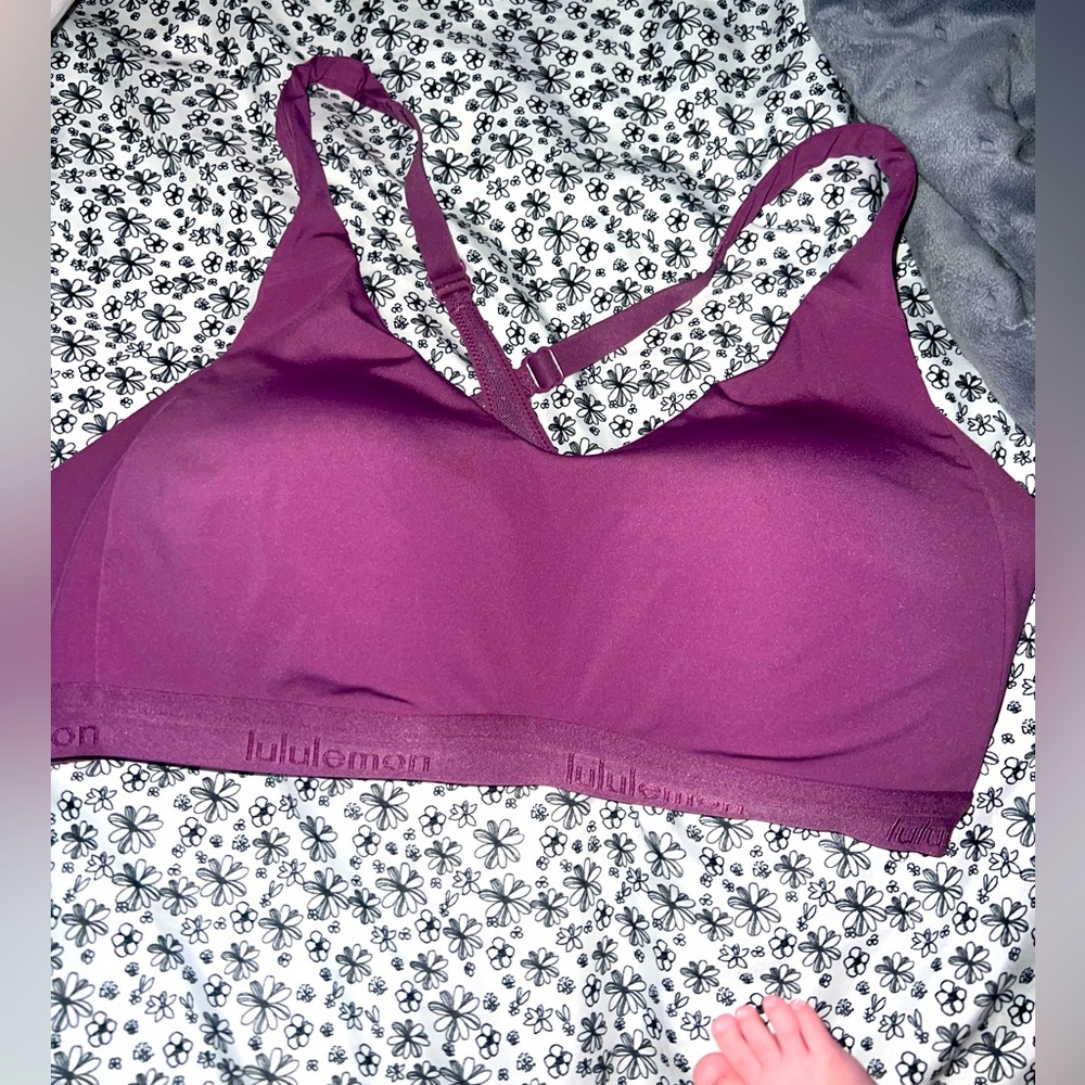 Lululemon up for it bra